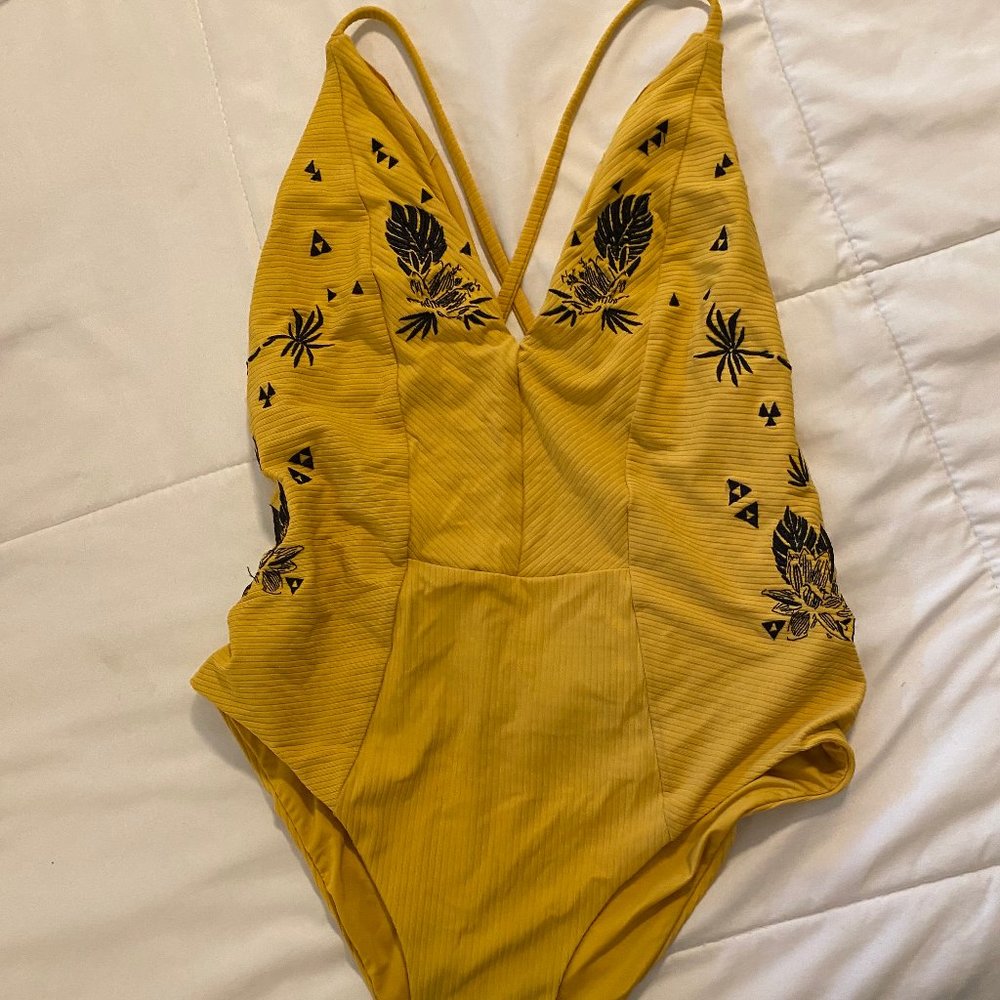 Mustard & Black / One piece bathing suit / Shein
